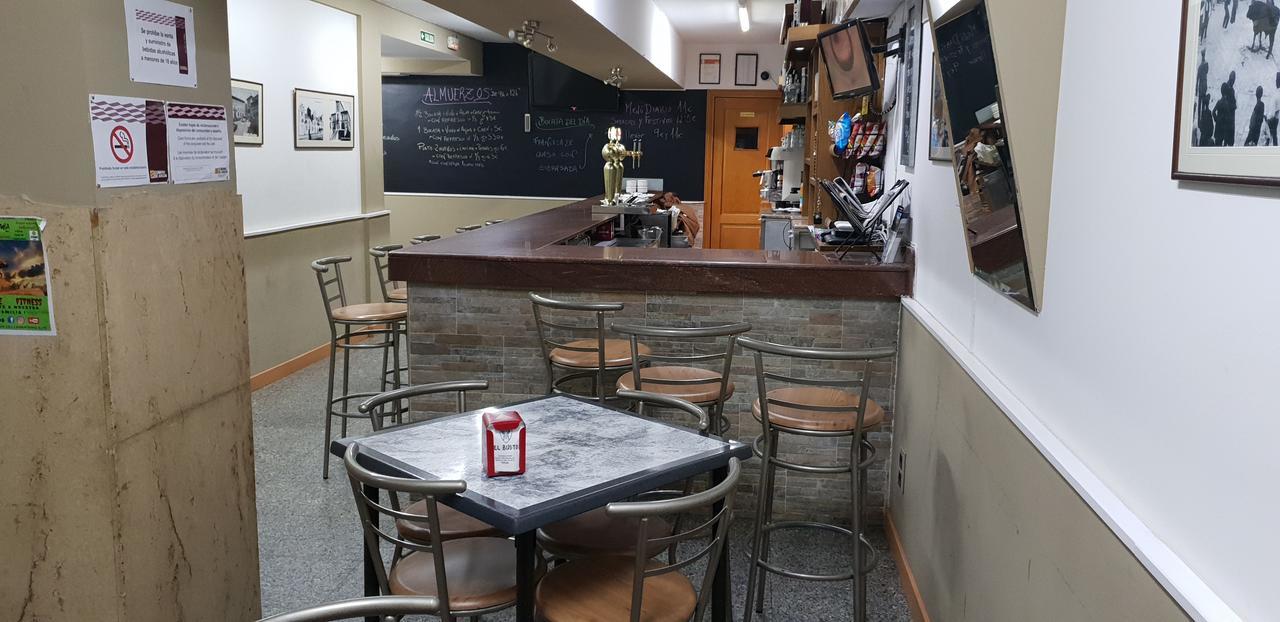 Hostal El Busto Teruel Eksteriør bilde