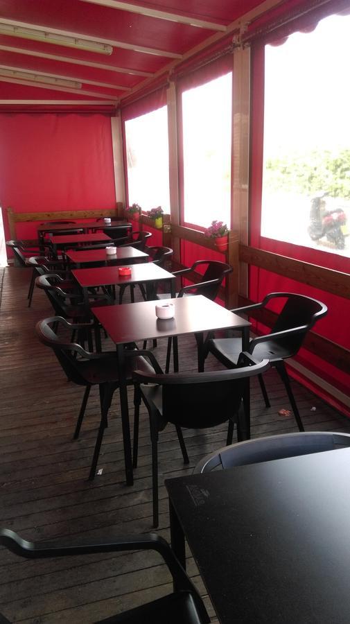 Hostal El Busto Teruel Eksteriør bilde